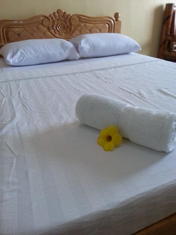 Botolan Rama International Beach Resort חדר תמונה