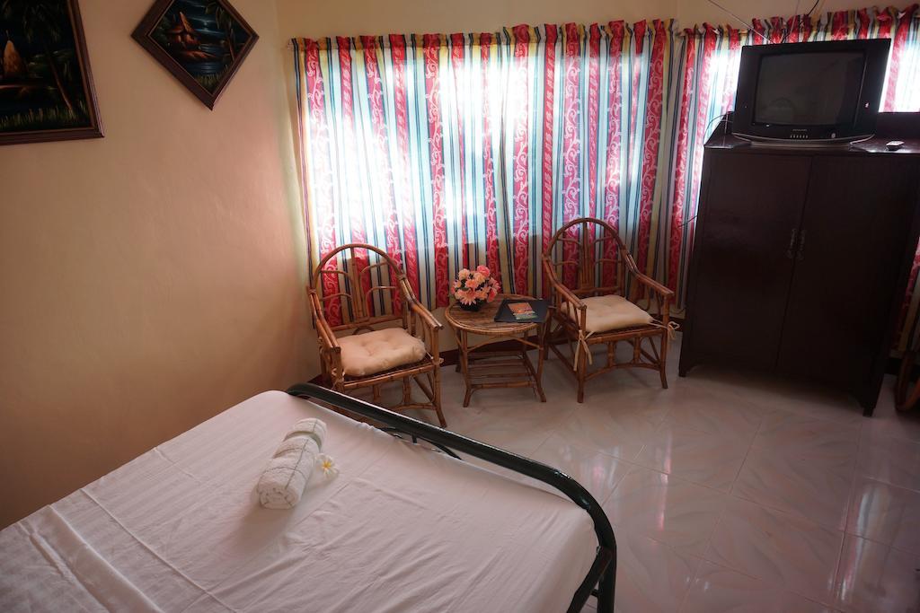 Botolan Rama International Beach Resort חדר תמונה